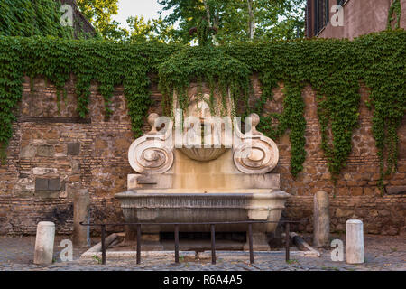 Fontana del Mascherone, Rom, Italien Stockfoto