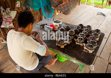 Bauern in der Maloca Bora von Iquitos in Peru Stockfoto