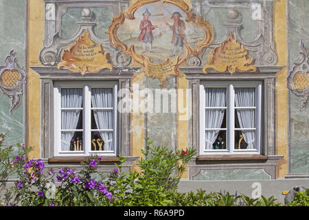 Detailansicht einer mit Malerei Haus dekoriert in Mittenwald Stockfoto