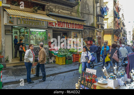 Wochenmarkt, La Pignasecca, Spanische Viertel, Neapel, Italien, Wochenmarkt, La Casa del Marisco Viertel, Neapel, Italien Stockfoto