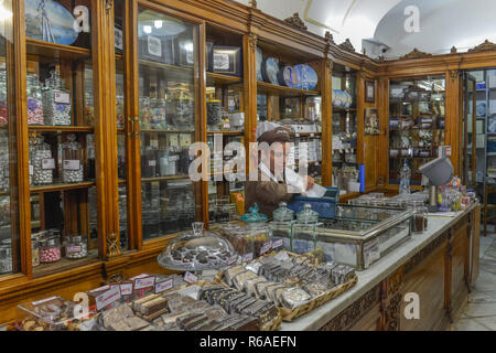 Pralinen, Gay Odin, der Via Toledo, Neapel, Italien, Schokoladen, Via Toledo, Neapel, Italien Stockfoto