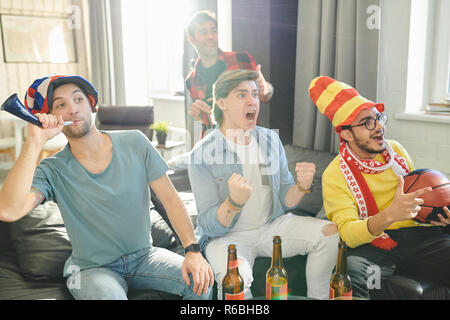 Friends Basketball Spiel Stockfoto