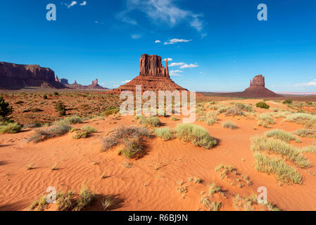 Sanddünen im Monument Valley Stockfoto
