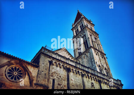 Trogir St Lawrence Kirchturm summen Abend Stockfoto