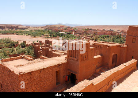 Aït-Ben-haddou Lehmbauten am Salzfluss - Weltkulturerbe Stockfoto