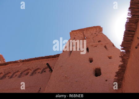 Aït-Ben-haddou Lehmbauten am Salzfluss - Weltkulturerbe Stockfoto