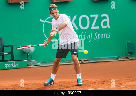 Roger Federer an Garanti Koza, Istanbul in der Türkei 2015. Spielen auf Sandplatz Tennis. Stockfoto