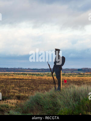 Denkmal für die Gefallenen des Zweiten Weltkriegs 1 Mersea Island Essex Stockfoto