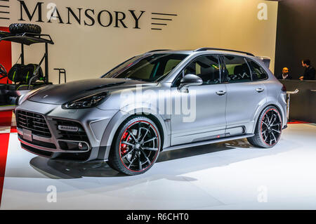 FRANKFURT - Sept. 2015: Macan Mansory Porsche auf der IAA International Motor Show am 20. September vorgelegt, 2015 in Frankfurt am Main, Deutschland Stockfoto