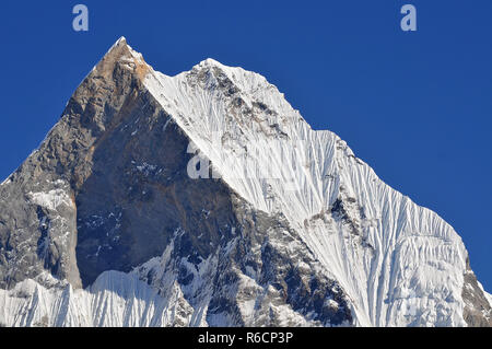 Nepal, Annapurna Conservation Area, matschaputschare oder machhapuchhre Fish Tail, Berg im Annapurna Himal von North Central Nepal, Ansicht von annapur Stockfoto