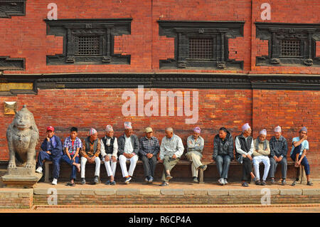 Menschen in Patan Durbar Square ist in der Mitte der Stadt von Kathmandu in Nepal zum Unesco Weltkulturerbe, Kathmandu, Nepal gelegen Stockfoto