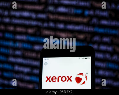 Kiew, Ukraine. 4. Dez, 2018. Die Xerox Corporation Logo auf dem Smartphone angezeigt. Quelle: Igor Golovniov/SOPA Images/ZUMA Draht/Alamy leben Nachrichten Stockfoto