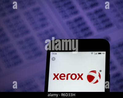 Kiew, Ukraine. 4. Dez, 2018. Die Xerox Corporation Logo auf dem Smartphone angezeigt. Quelle: Igor Golovniov/SOPA Images/ZUMA Draht/Alamy leben Nachrichten Stockfoto