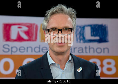 Hürth, Deutschland. 23 Nov, 2018. Frank Hoffmann, RTL Programm Manager, 23 RTL Spendenmarathon "Wir helfen Kindern", Fernsehen, 23.-24.11.2017. | Verwendung der weltweiten Kredit: dpa/Alamy leben Nachrichten Stockfoto