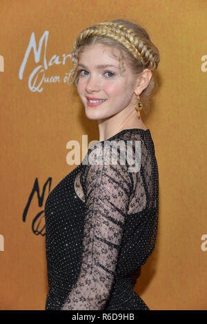 New York, USA. 4. Dez 2018. Elena Kampouris besucht die New Yorker Premiere von Maria Stuart Theater in Paris am 4. Dezember 2018 in New York City. Credit: Erik Pendzich/Alamy leben Nachrichten Stockfoto