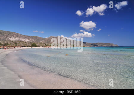 Elafonisos Strand an der Südwestküste der Insel Kreta in Griechenland, als einer der schönsten Strände in Europa Stockfoto