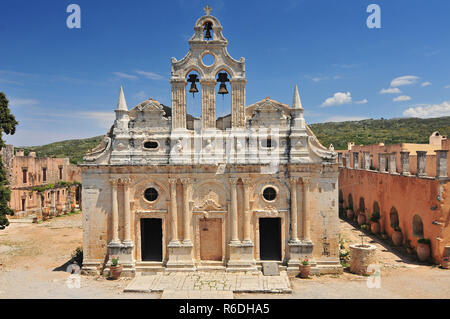 Die wichtigste Kirche von Kloster Arkadi, Symbol für den Kampf der Kreter gegen das Osmanische Reich, Rethymno, Kreta, Griechenland Stockfoto