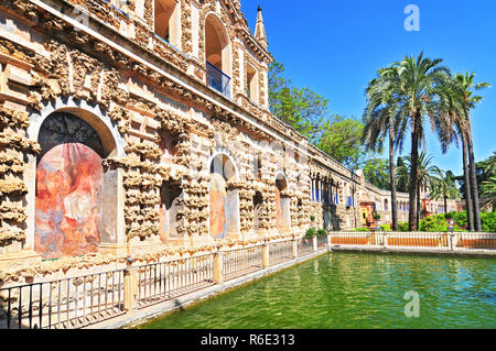 Blick auf die Real Alcazar Galeria De Grutesco der Königliche Palast Sevilla Spanien Stockfoto