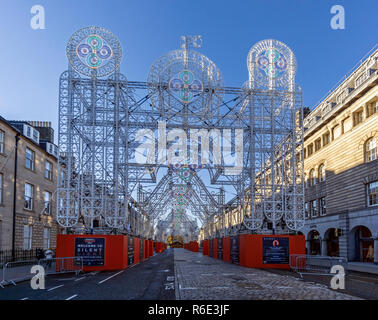 Edinburgh's Christmas 2018 Silent Light Display in der George Street Edinburgh Schottland Großbritannien Stockfoto