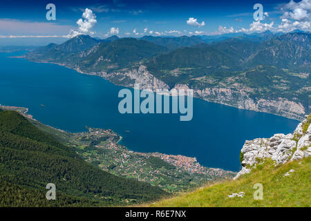 Blick vom Monte Baldo am Gardasee, Malcesine, Lombardei, Italien Stockfoto