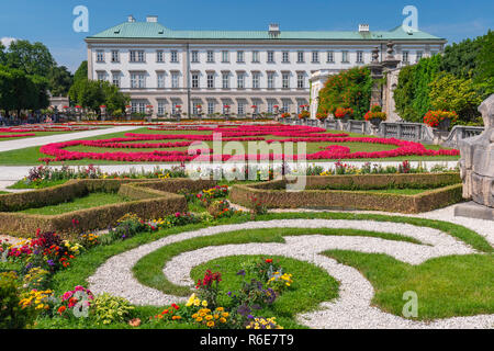 Mirabell Garten und Schloss Mirabell, Salzburg Österreich Stockfoto