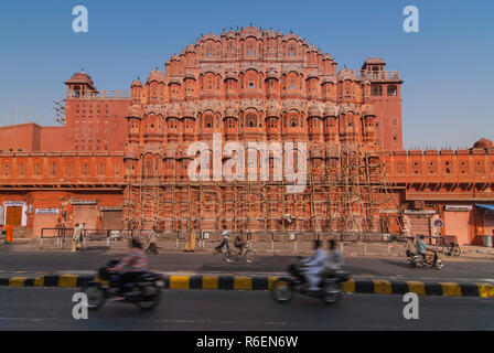 Der Palast der Winde, oder das Hawa Mahal, Jaipur, Rajasthan, Indien Stockfoto