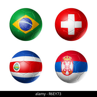 Russland Fußball 2018 Gruppe E Flags auf Fußball Bälle Stockfoto