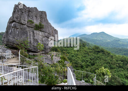 Wunderschöne Landschaft an Masungi Georeserve, Rizal, Philippinen Stockfoto