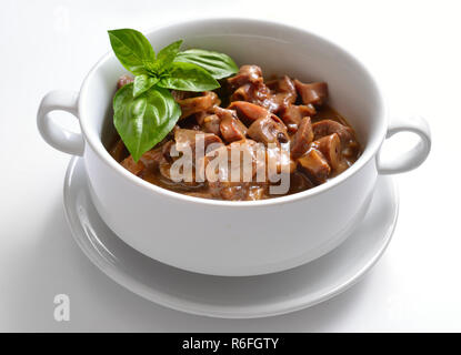 Huhn Muskelmagen mit Sauerrahm und Sojasoße. Stockfoto