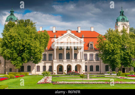 Schloss und Garten von Kozlowka, Zamoyski Residence, Polen Stockfoto