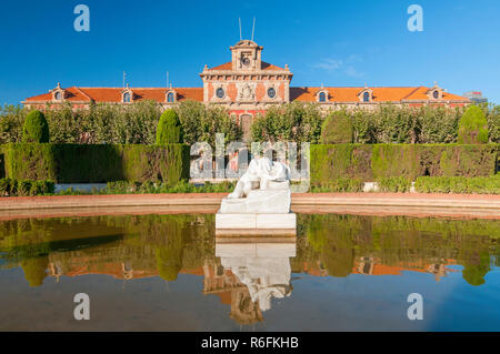 Parlament von Katalonien auf der Placa Armes, Parc De La Ciutadella, Barcelona, Katalonien, Spanien Stockfoto