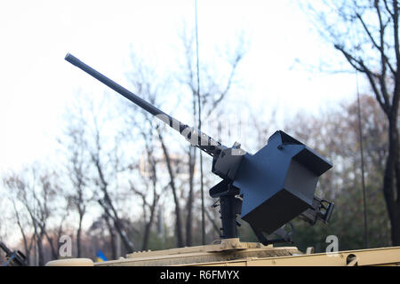 50 cal Maschinengewehr montiert auf einem Humvee Militär Fahrzeug Stockfoto