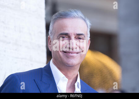 Roma, Italien. 04 Dez, 2018. Massimo Ghini Fotoauftrag der italienischen Film "Natale a 5 Stelle" in Rom Quelle: Matteo Nardone/Pacific Press/Alamy leben Nachrichten Stockfoto