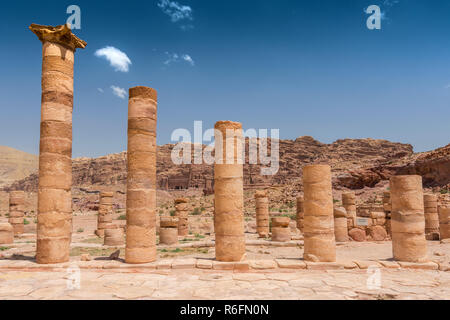 Spalten im Großen Tempel nabatäische Stadt Petra, Jordanien Stockfoto