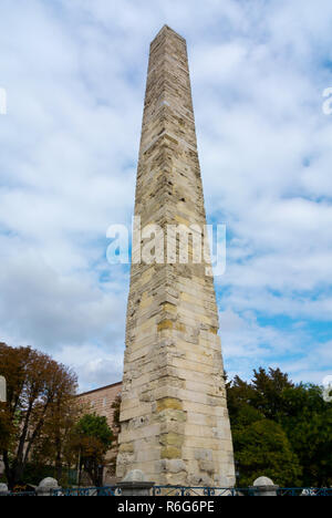 Ormedikilitas, Spalte von Konstantin Porphyrogenitus, ummauerten Obelisk, das Hippodrom, Sultanahmet Platz, Fatih, Istanbul, Türkei, Eurasien Stockfoto