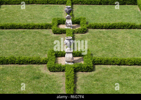 Subtile, anspruchsvoll und voller Geschmack Garten und Chateau La Chatonniere Stockfoto