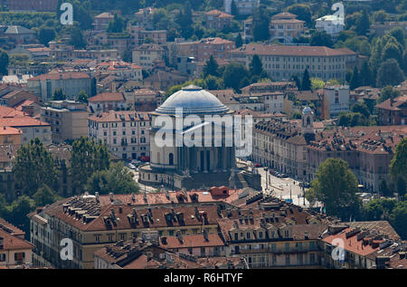 Kirche von Gran Madre di Dio ist eine klassizistische Kirche in der Nähe von Vittorio Veneto Platz in Turin, Italien Stockfoto