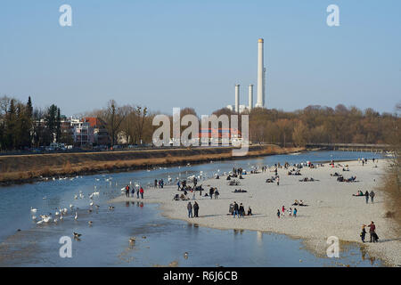 Blick auf die Isar im Frühling - flaucher Auen Stockfoto