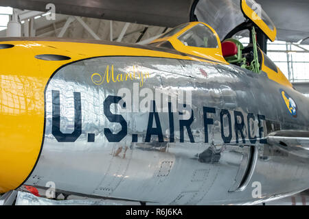 Republic F-84F Thunderstreak auf Anzeige an Evergreen Aviation & Space Museum in McMinnville, Oregon Stockfoto