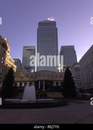 One Canada Square, HSBC und Citi Bank Tower Blocks in Canary Wharf London Stockfoto