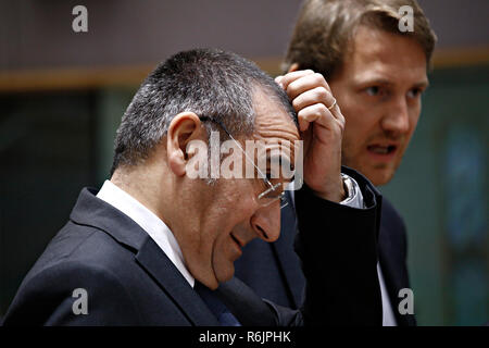 Brüssel, Belgien. 6 Dez, 2018. Der französische Minister des Innern Laurent Nunez kommt in ein Rat für Justiz und Inneres der EU teilzunehmen. Credit: ALEXANDROS MICHAILIDIS/Alamy leben Nachrichten Stockfoto