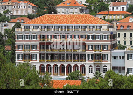 DUBROVNIK, KROATIEN - 13. Juni: Grand Hotel Imperial am 13. Juni 2010. Kolonialstil Hotel in Dubrovnik, Kroatien. Stockfoto