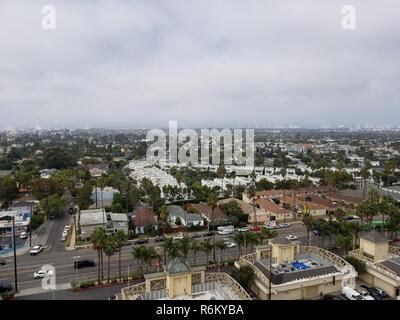 Luftaufnahme der Städtischen Skyline von Downtown Los Angeles, Kalifornien, 23. Oktober 2018. () Stockfoto