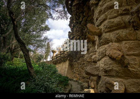Park Guell spalten und Viadukte Stockfoto