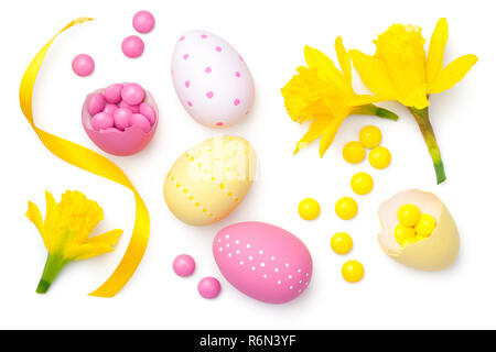 Ostern Zusammensetzung auf weißem Hintergrund Stockfoto