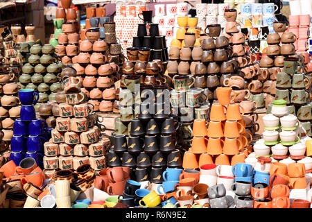 Keramik Keramik für Verkauf am 10. National Craft Mela, Kalagram, Chandigarh. Stockfoto