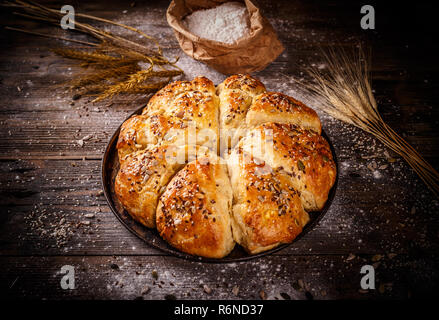 Hausgemachte Dreieck Brötchen Stockfoto