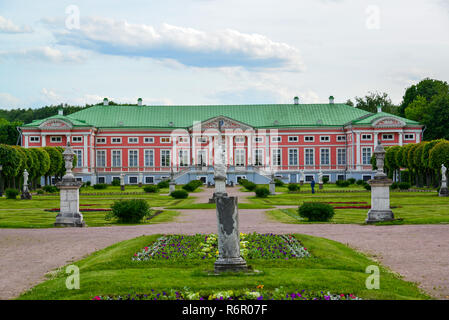 Moskau, Russland - Juni 6, 2016. Regelmäßige französischen Park in Immobilien Kuskowo, das Museum Stockfoto