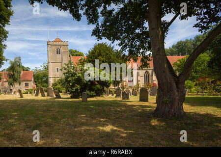 Die Abteikirche von St. Peter und St. Paul, auch als Dorchester Abbey, in Oxfordshire bekannt Stockfoto