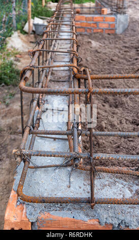 Struktur Stahlbetondecke Pfette mit Stahl gebunden, Hausbau Stockfoto